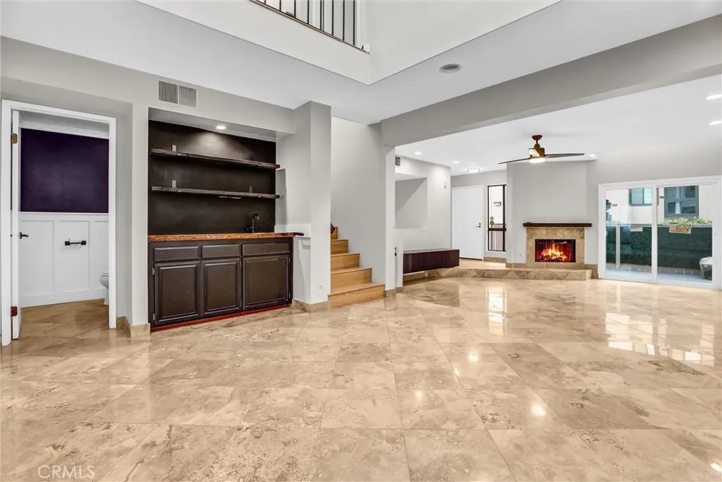Canoga Park, CA 91304
