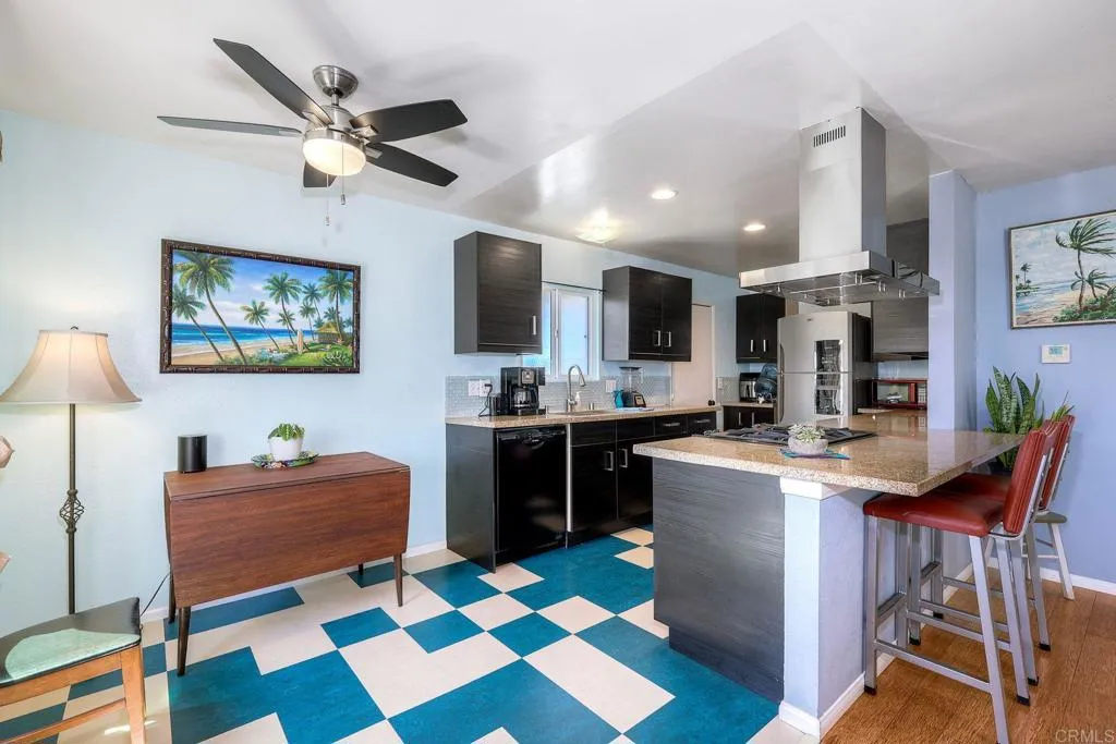 https://cdn.realtyfeed.com/cdn/127/306714366/03f05d3c3d0bb0e7060054e4e5d0b4d7.webp