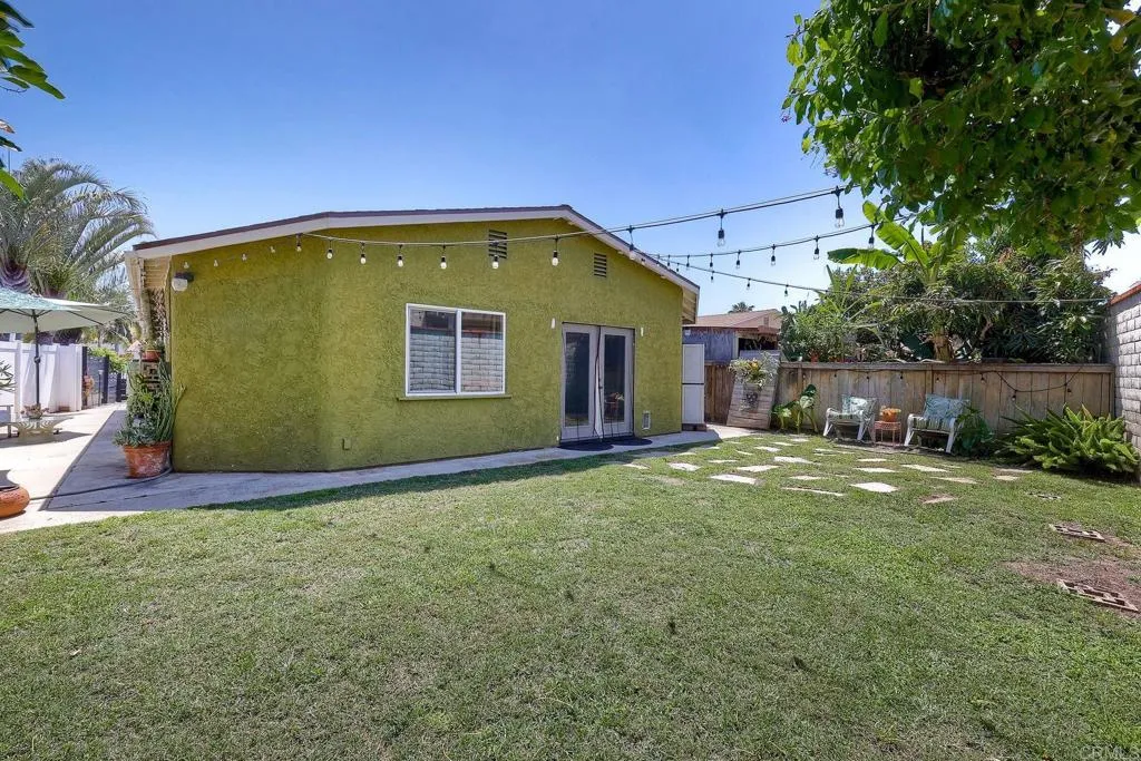 https://cdn.realtyfeed.com/cdn/127/306714366/18ef40bffdd9e4416c82172bd4fc3006.webp