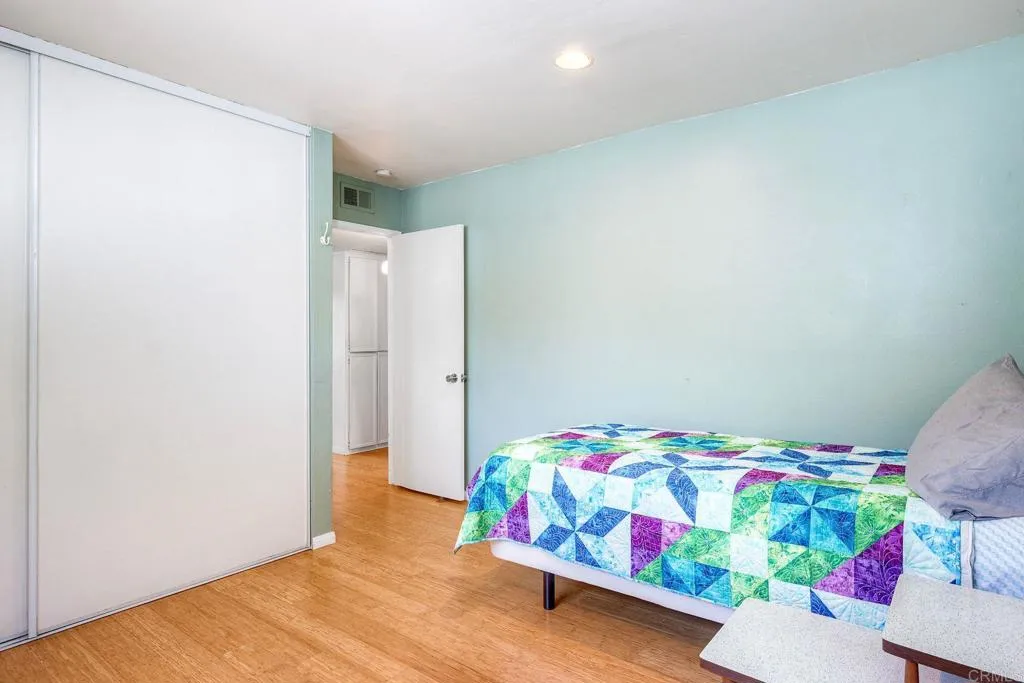https://cdn.realtyfeed.com/cdn/127/306714366/c2abf8bd31848dfc52ddcabace933431.webp