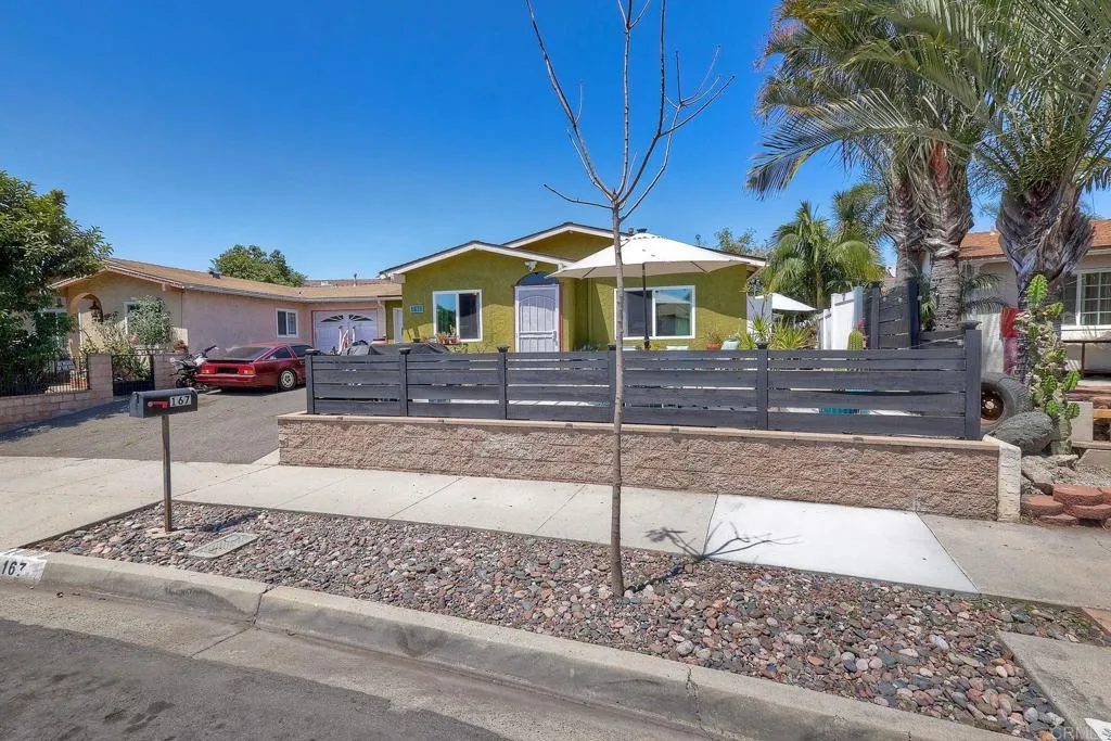 https://cdn.realtyfeed.com/cdn/127/306714366/f8419311f91794d0356fa2fc0575bc5e.webp