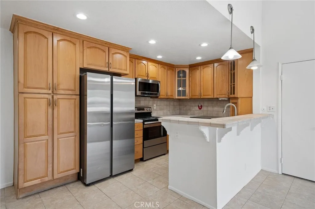 25019 Peachland Avenue UNIT 236, Newhall, CA, 91321