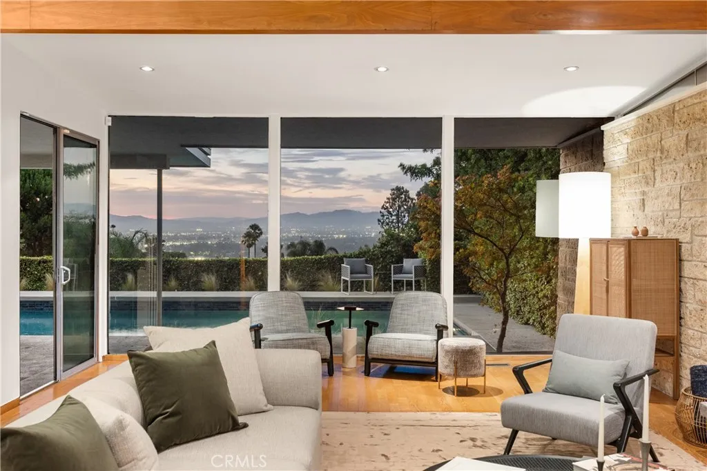 3511 Stonehill Place, Sherman Oaks, CA 91423 - Photo 4 of 41, Sherman Oaks, CA