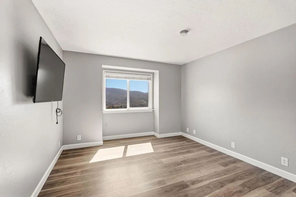 https://cdn.realtyfeed.com/cdn/127/306714398/52a167a174c50cec9b86bfafb1ff022e.webp