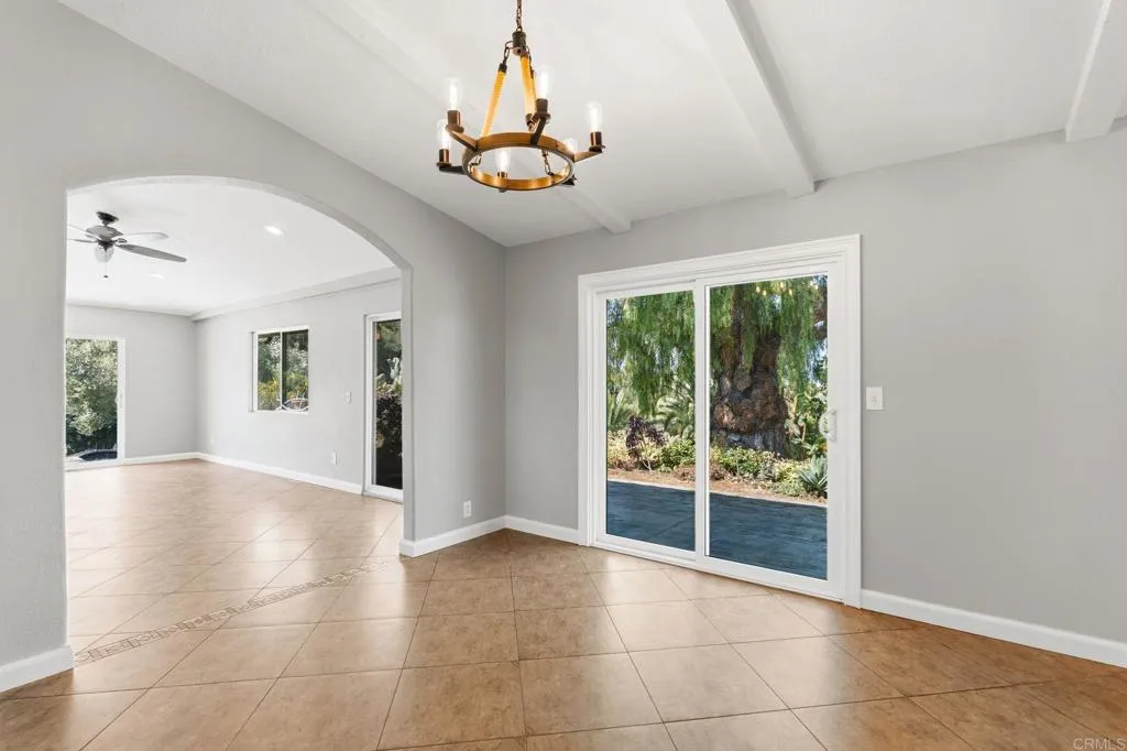 https://cdn.realtyfeed.com/cdn/127/306714398/976b503802f9fa5fcb49a953a300b799.webp