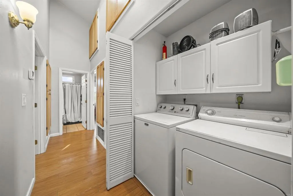 https://cdn.realtyfeed.com/cdn/127/306714428/130bd21745ad0a945bbd8a3ae17c16dd.webp