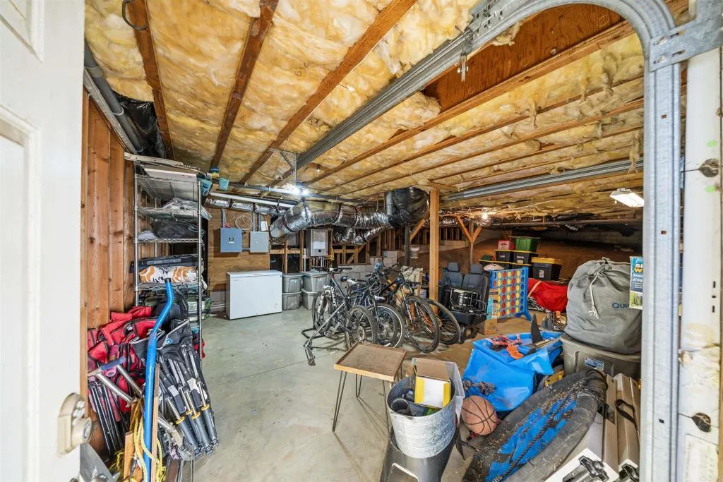 https://cdn.realtyfeed.com/cdn/127/306714428/28eaa996e945b3e622df9d2918810e03.webp