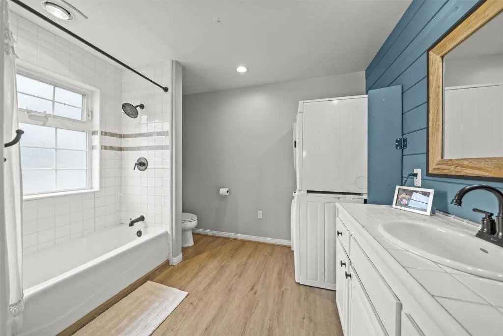 https://cdn.realtyfeed.com/cdn/127/306714428/7481227d776e9f11b3ac21563a4a7a81.webp