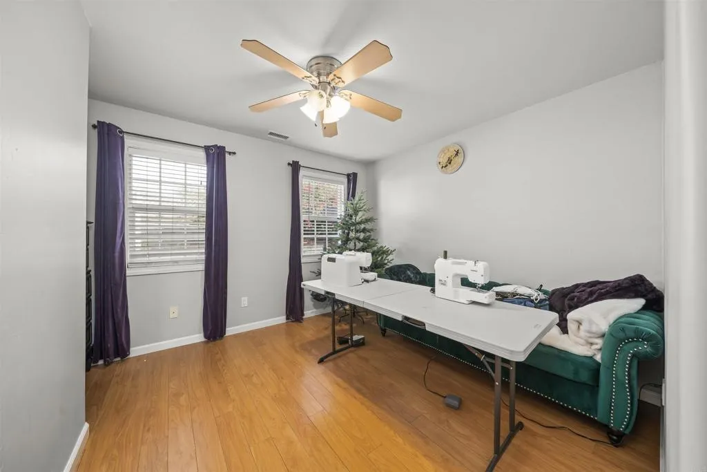 https://cdn.realtyfeed.com/cdn/127/306714428/9bcc2ae5851087acaa14880be46b8a1f.webp