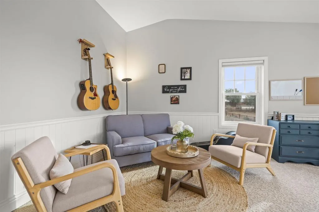https://cdn.realtyfeed.com/cdn/127/306714428/c34e55fa2f2f6e2a7dd9015a03e0cf76.webp