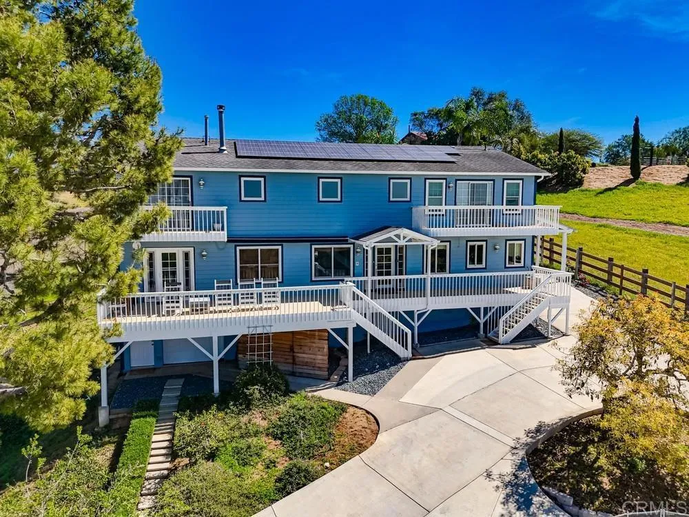 https://cdn.realtyfeed.com/cdn/127/306714428/e0b70a14fc10e340a1894446a7c101b0.webp