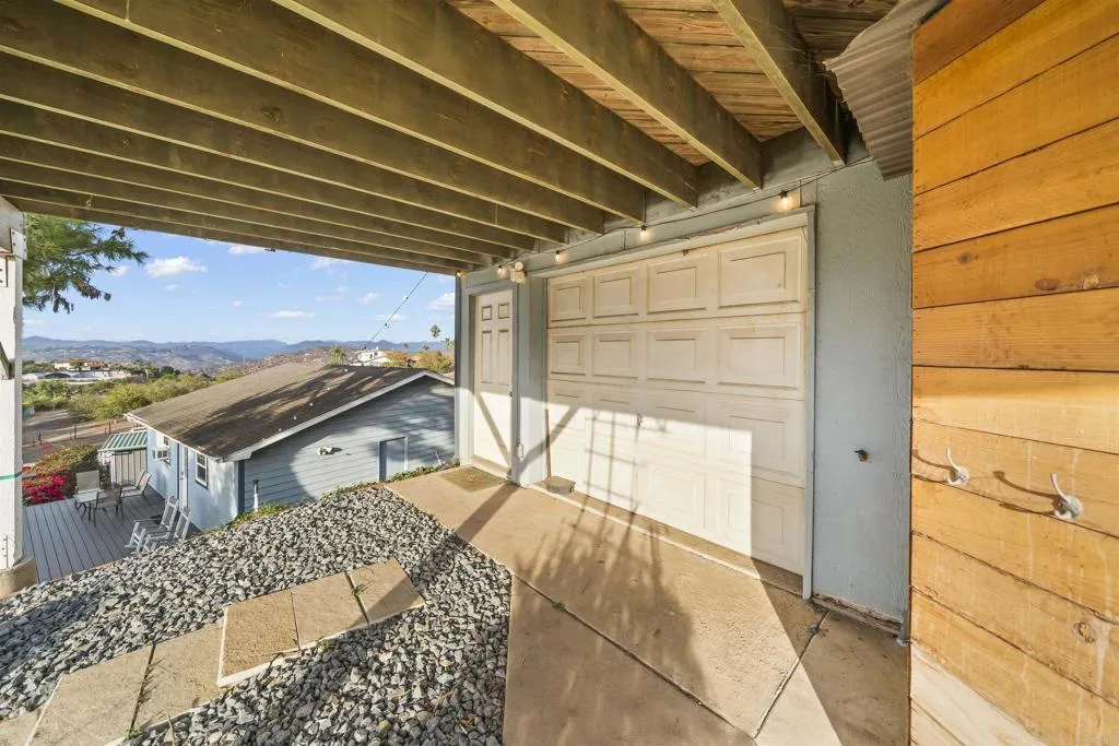 https://cdn.realtyfeed.com/cdn/127/306714428/eae1ee9e7c45386cad4a520ee64e5e7b.webp