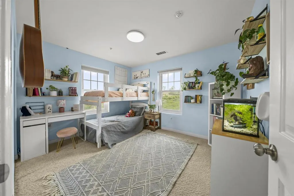 https://cdn.realtyfeed.com/cdn/127/306714428/eedfbcecd6af60384ba3b766a1c94a42.webp