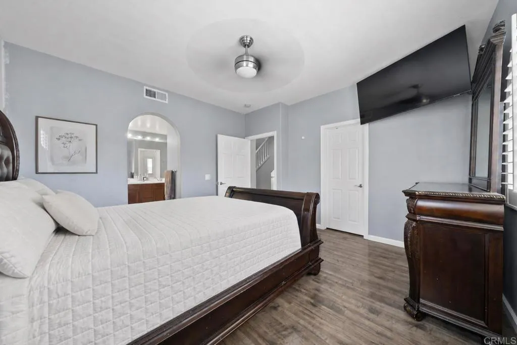 https://cdn.realtyfeed.com/cdn/127/306714430/19bf53ed91a8945f78ea8a51e306803f.webp