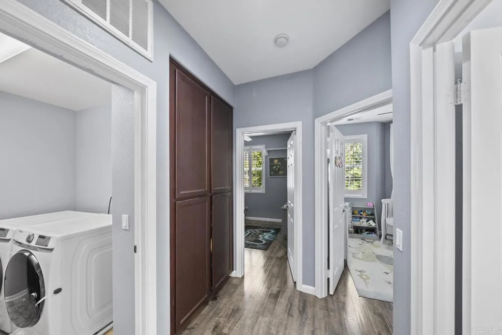 https://cdn.realtyfeed.com/cdn/127/306714430/20bbe1a6ab8d57bd87e5f49b144cf9c1.webp