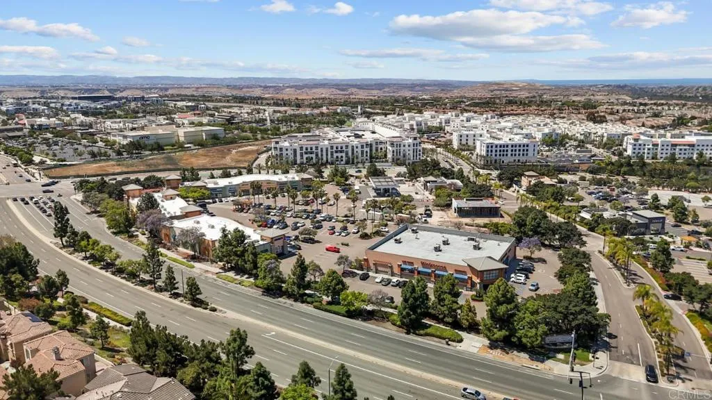 https://cdn.realtyfeed.com/cdn/127/306714430/ed78a62ae28c92f8ac62d4d7a93c1d0e.webp