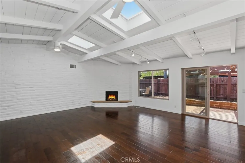 https://cdn.realtyfeed.com/cdn/127/306714504/0d2bde678edda829ef06536e5d183de8.webp