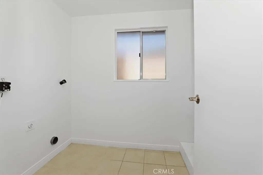 https://cdn.realtyfeed.com/cdn/127/306714504/0df567e45221ea4e1eb612bbae1b9309.webp