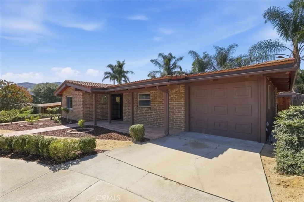 https://cdn.realtyfeed.com/cdn/127/306714504/2b12f9fe7cc611075fe9c93d125cbfb5.webp
