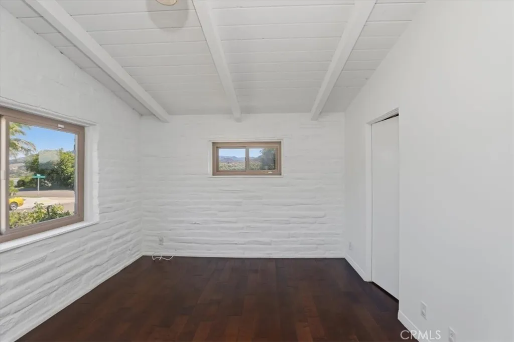 https://cdn.realtyfeed.com/cdn/127/306714504/3c9292c57d24a4ecfb91140ab1d914b8.webp
