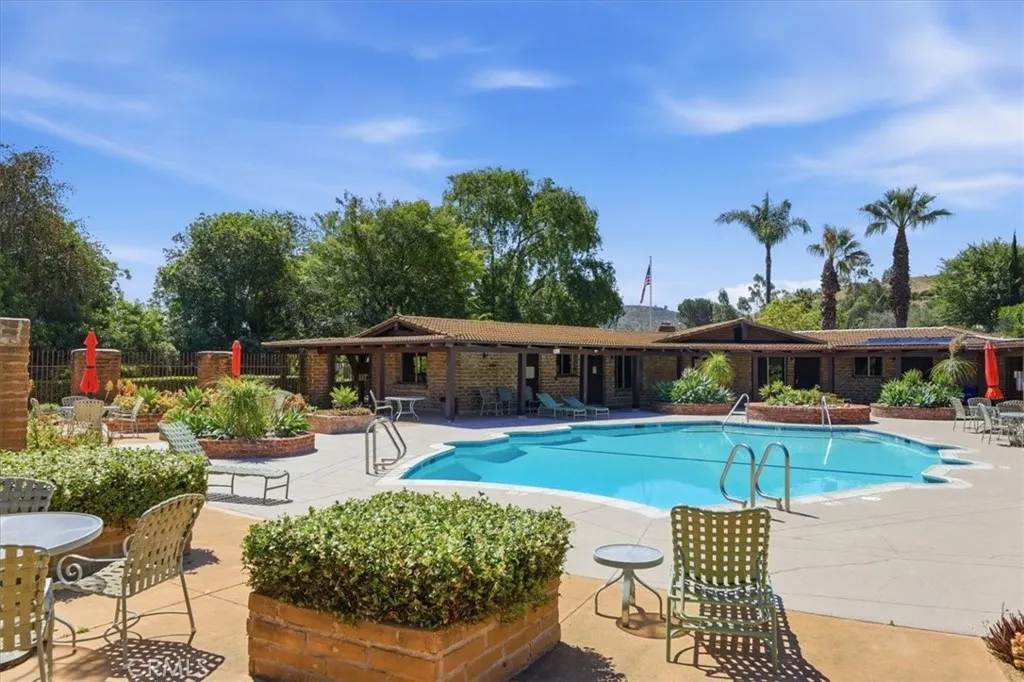 https://cdn.realtyfeed.com/cdn/127/306714504/555ebf0cef39b6eacc3877cd45b4a2bd.webp