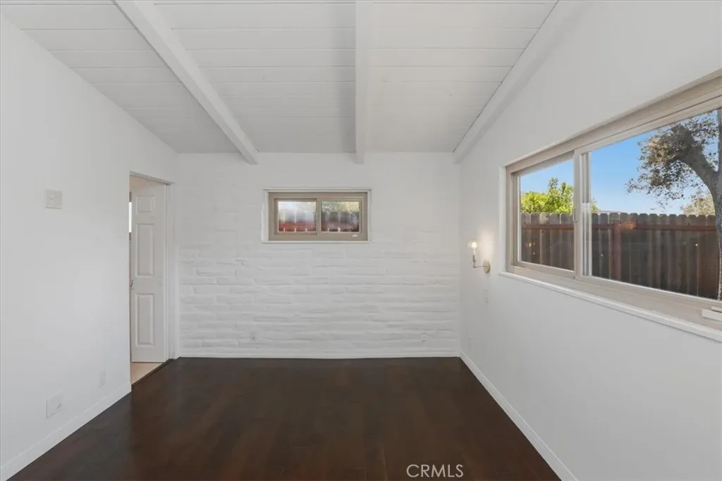 https://cdn.realtyfeed.com/cdn/127/306714504/8011b82c963e68d02307a655724271bf.webp