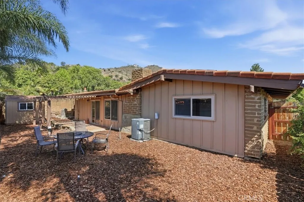 https://cdn.realtyfeed.com/cdn/127/306714504/8fa35d84077e0148eaed4368884d689a.webp