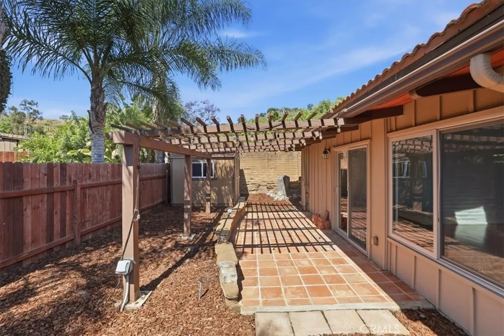 https://cdn.realtyfeed.com/cdn/127/306714504/9bfb30949a144b9893200e28ae4dafe4.webp