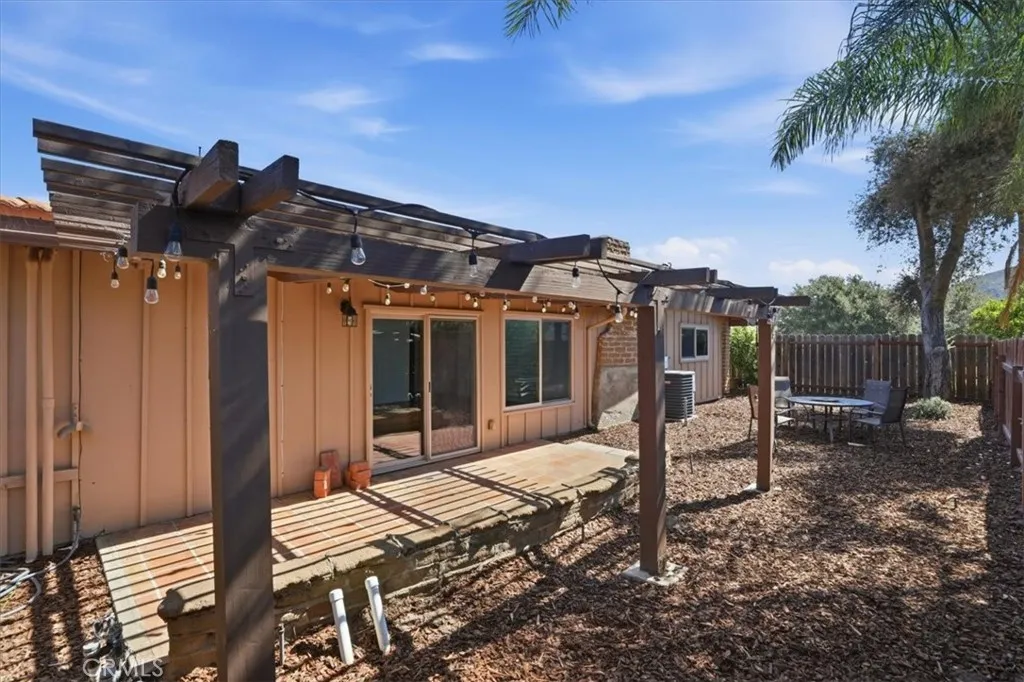 https://cdn.realtyfeed.com/cdn/127/306714504/afbeea91532c746ee0cee9862907c05f.webp