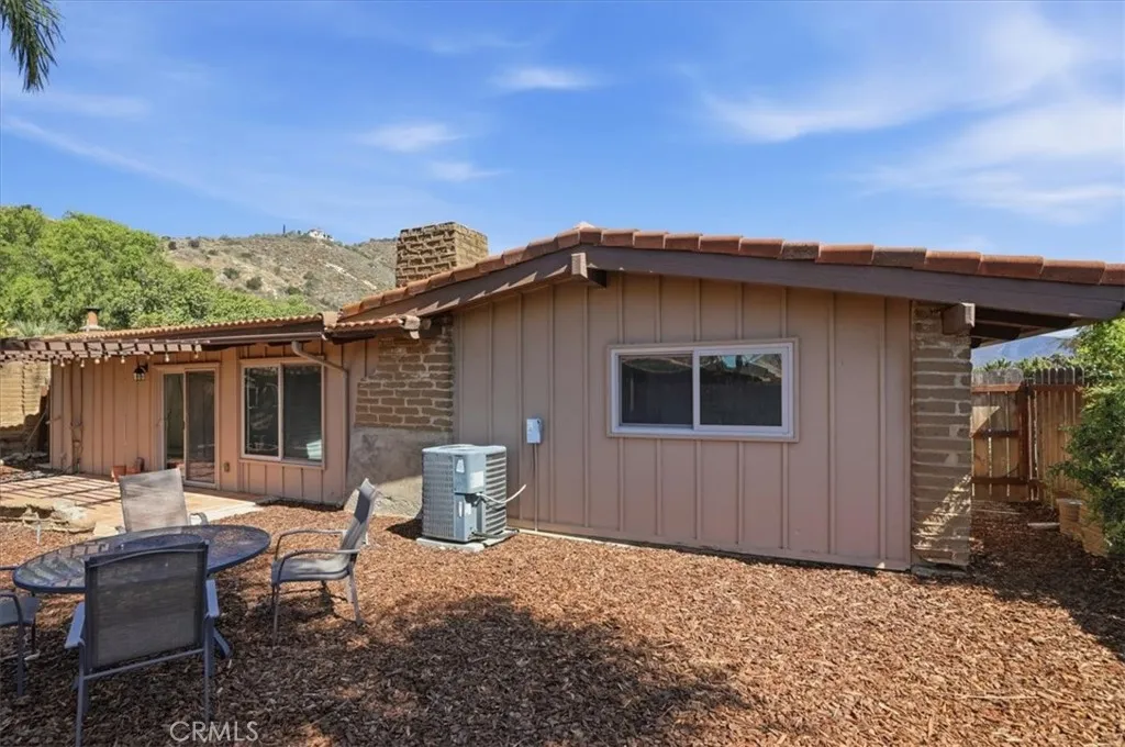 https://cdn.realtyfeed.com/cdn/127/306714504/d6ff2cfdb7195c1f947d9205c7012e22.webp