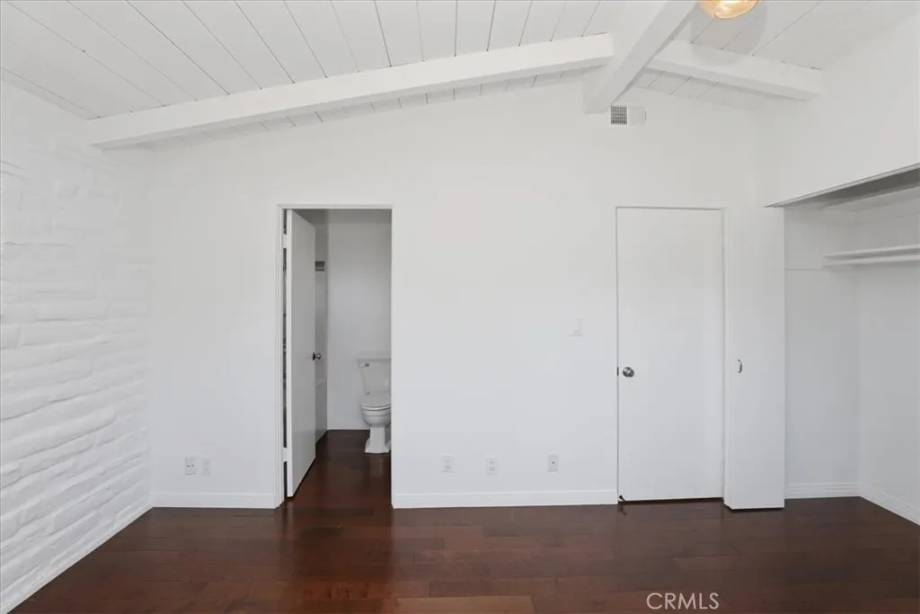 https://cdn.realtyfeed.com/cdn/127/306714504/e1f057bcf8c11c73ef6e5c084e4185d4.webp