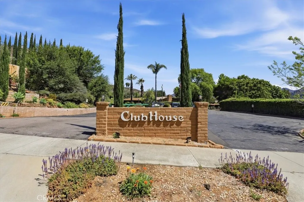 https://cdn.realtyfeed.com/cdn/127/306714504/e3ca71747d76c426687345d7d5318e28.webp