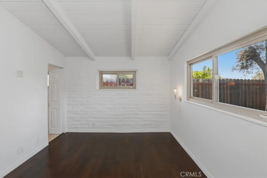 https://cdn.realtyfeed.com/cdn/127/306714504/ece1d301e5019b28439bbf7260e6cfdb.webp