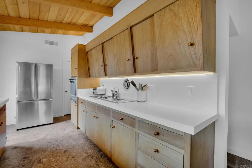 https://cdn.realtyfeed.com/cdn/127/306714510/6d61048893fe26fb3d5e7d9e2220044c.webp