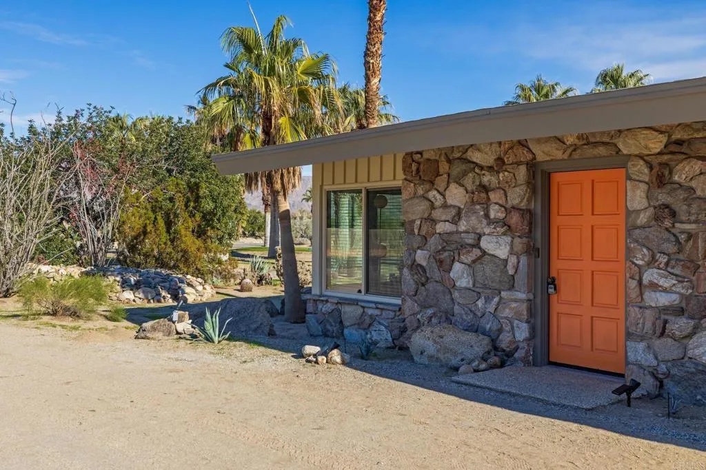https://cdn.realtyfeed.com/cdn/127/306714510/d6d6ab6c86f41e4461072c8f2028899f.webp