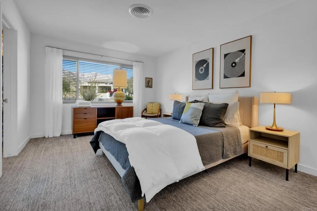 https://cdn.realtyfeed.com/cdn/127/306714510/d98b9f5dcaf7b97bda797503c38d815e.webp