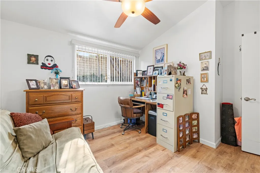 19120 Avenue Of The Oaks UNIT A, Newhall, CA, 91321
