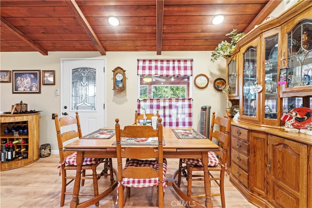 19120 Avenue Of The Oaks UNIT A, Newhall, CA, 91321