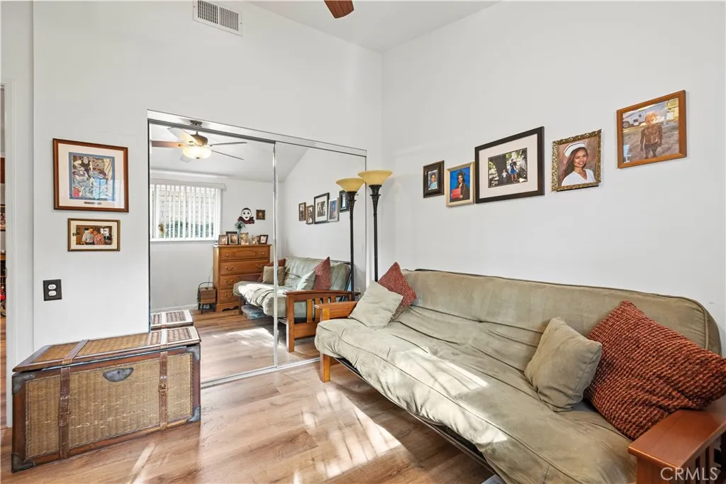 19120 Avenue Of The Oaks UNIT A, Newhall, CA, 91321