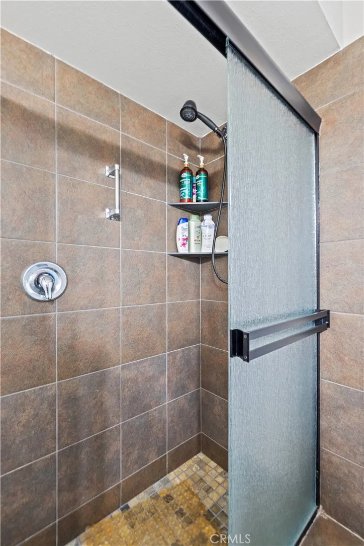 19120 Avenue Of The Oaks UNIT A, Newhall, CA, 91321