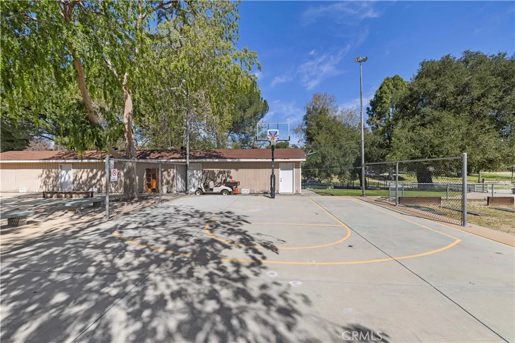 19120 Avenue Of The Oaks UNIT A, Newhall, CA, 91321