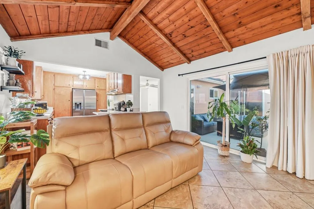 https://cdn.realtyfeed.com/cdn/127/306714577/c112d467567ab56358e489d516ab0320.webp