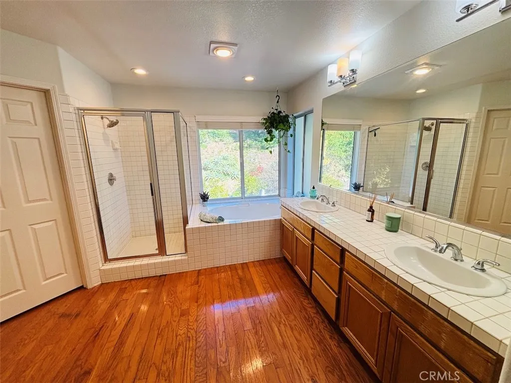https://cdn.realtyfeed.com/cdn/127/306714603/2042c6d021886016b6257509653e5871.webp