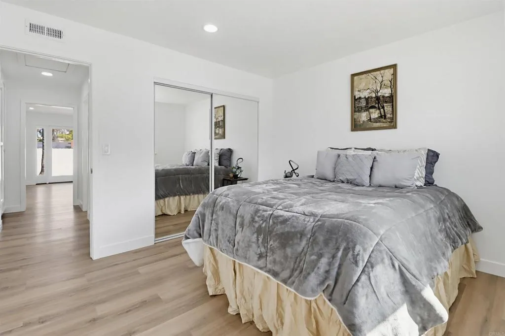 https://cdn.realtyfeed.com/cdn/127/306714607/64a7220ec35d89bb0e7a7b6472c5af09.webp