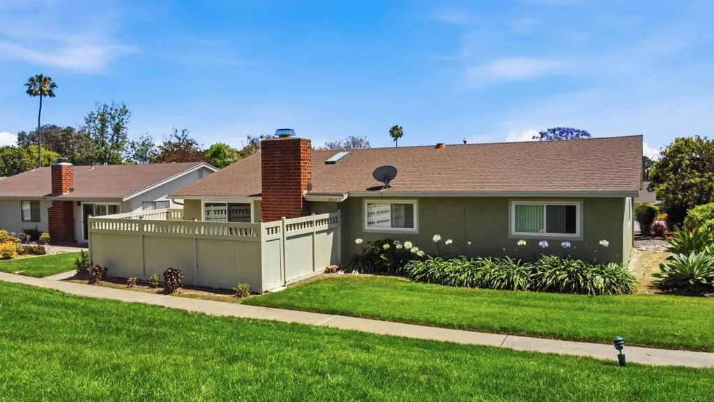 https://cdn.realtyfeed.com/cdn/127/306714611/0f16f509fdc5f23dfb2bad9c394119d5.webp