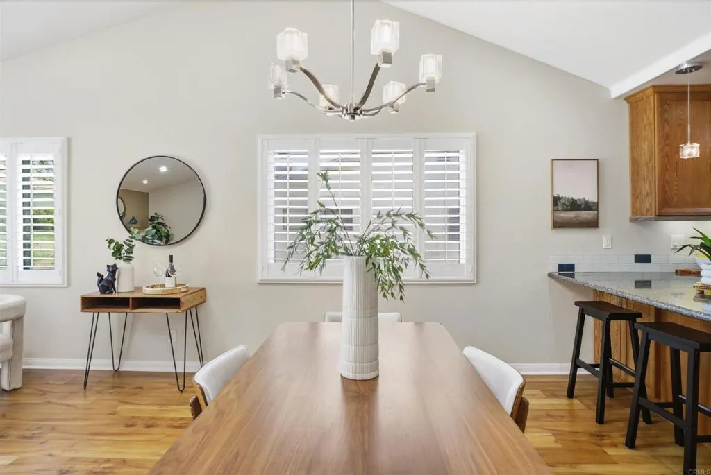 https://cdn.realtyfeed.com/cdn/127/306714611/1c3aafb221edb0e32e308edb7fa83e5a.webp