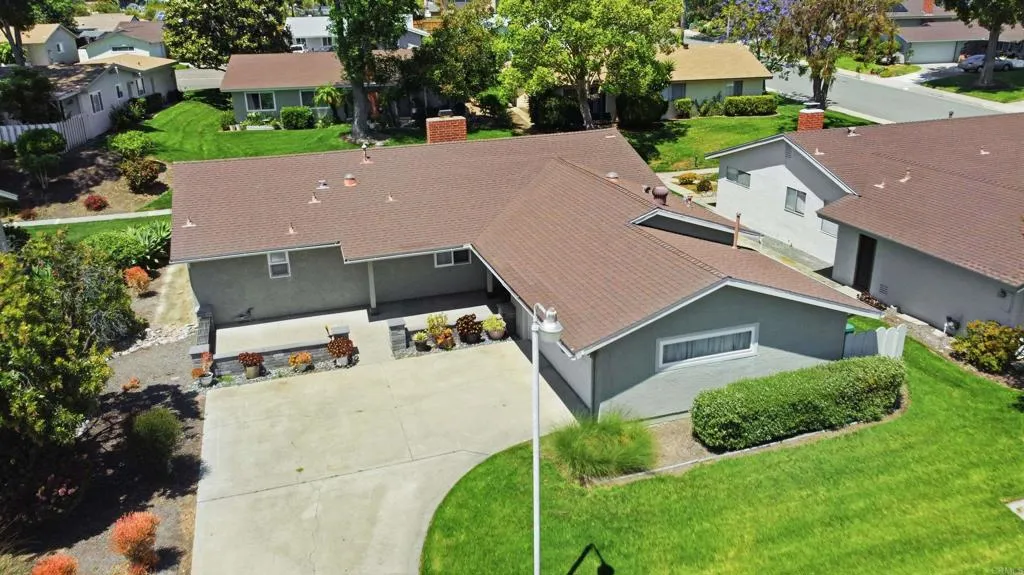 https://cdn.realtyfeed.com/cdn/127/306714611/9413bbf1f8a1fc06407b5e06151f5b2d.webp