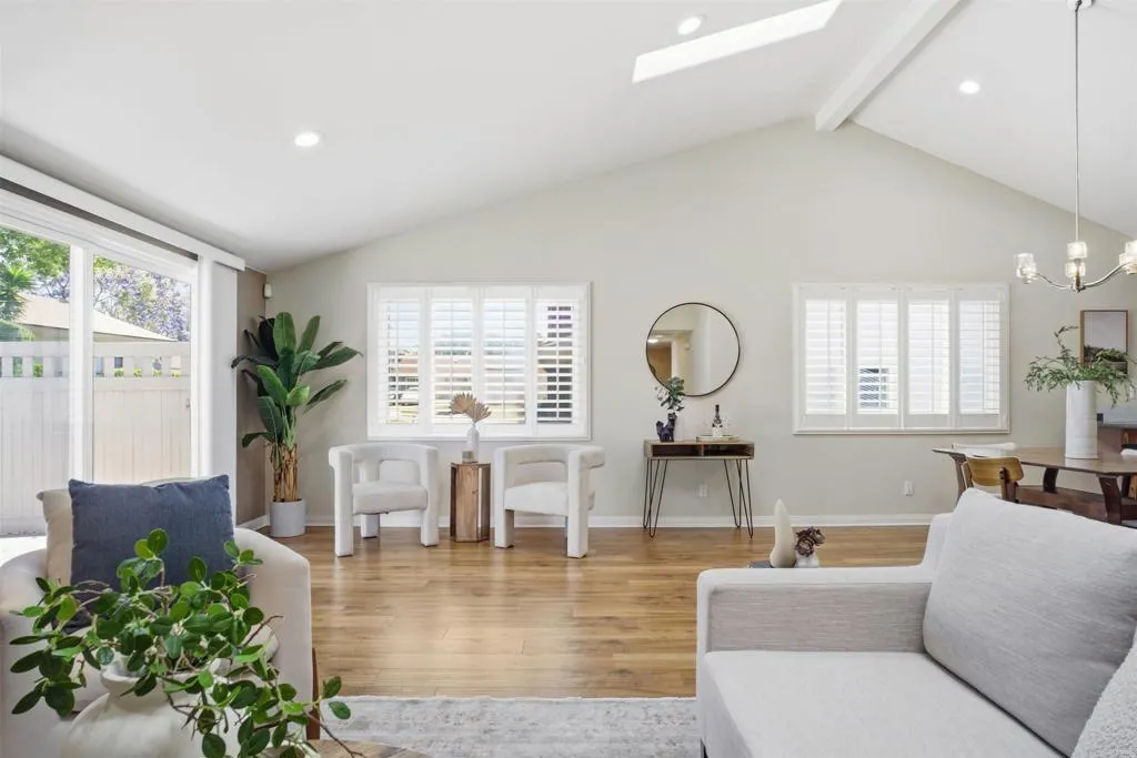 https://cdn.realtyfeed.com/cdn/127/306714611/9600dcff200a97257b51b35917ebd557.webp