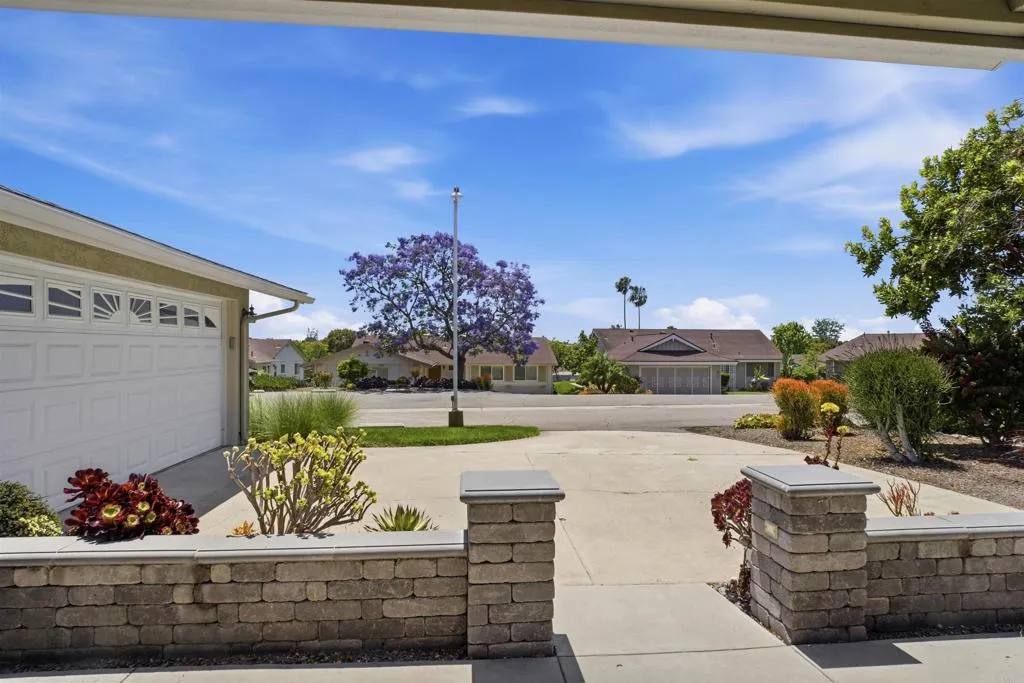 https://cdn.realtyfeed.com/cdn/127/306714611/d6eb484997f9681a8b799108a8a5482b.webp
