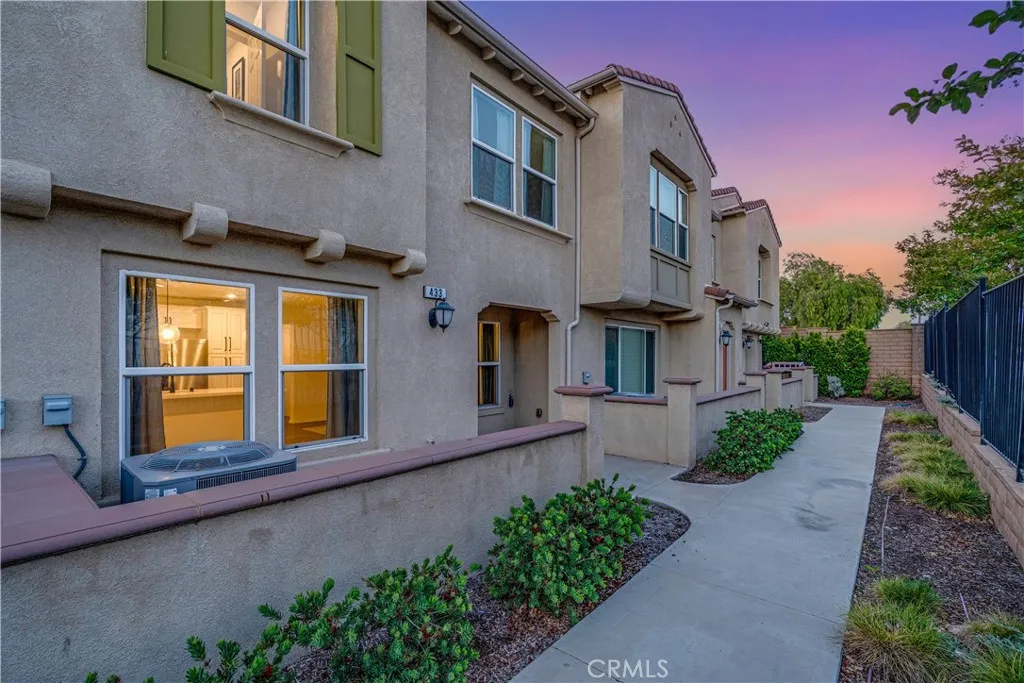 Fontana, CA 92336